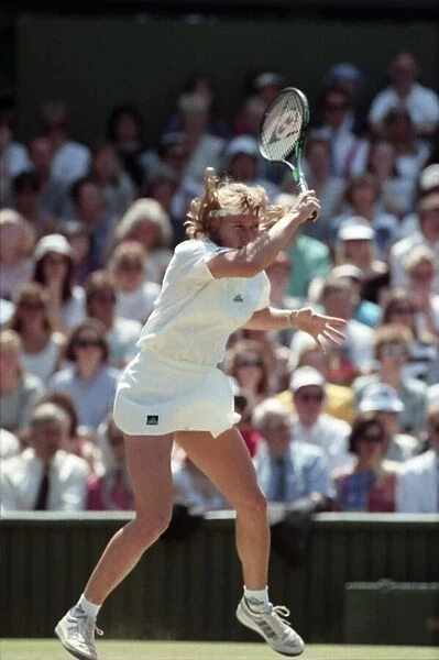 Wimbledon Ladies Final + Royal. Steffi Graf v. Gabriella Sabatini. July 1991 91-4293-078