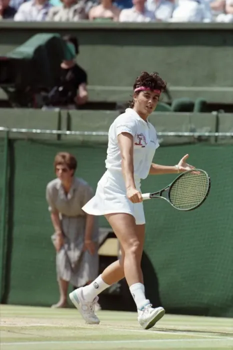Framed Print : Wimbledon Ladies Tennis Final. Steffi Graf v. Gabriella Sabatini. July 1991 91-4293-179 Framed Print : Wimbledon Ladies Tennis Final. Steffi Graf v. Gabriella Sabatini. July 1991 91-4293-179