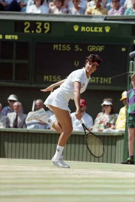 Framed Print : Wimbledon Ladies Tennis Final. Steffi Graf v. Gabriella Sabatini. July 1991 91-4293-180 Framed Print : Wimbledon Ladies Tennis Final. Steffi Graf v. Gabriella Sabatini. July 1991 91-4293-180