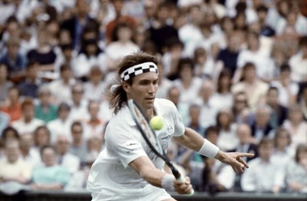 Wimbledon. Pat Cash. June 1988 88-3291-002