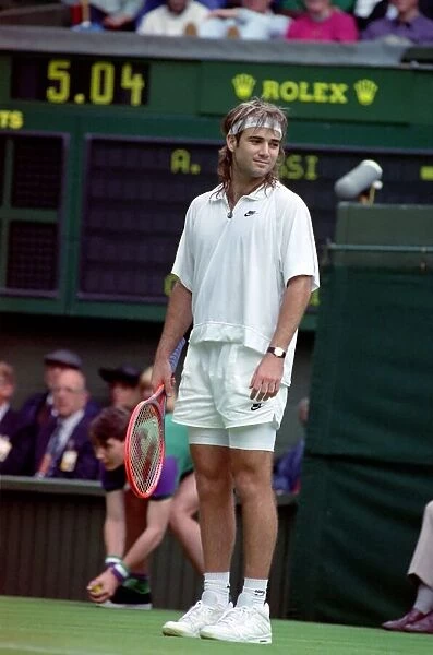Wimbledon Tennis. Andre Agassi Training. June 1991 91-4091-211