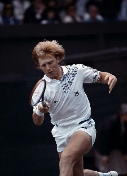 Wimbledon Tennis. Boris Becker (Winner). June 1988 88-3397-112