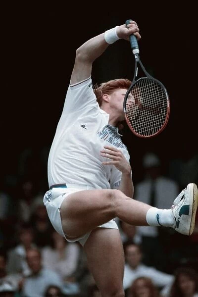 Wimbledon Tennis. Boris Becker (Winner). June 1988 88-3397-100
