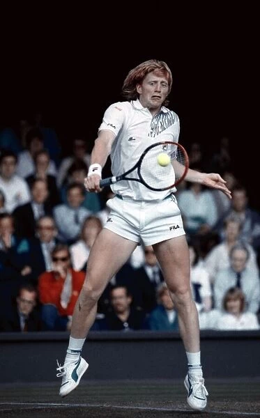 Wimbledon Tennis. Boris Becker (Winner). June 1988 88-3397-094