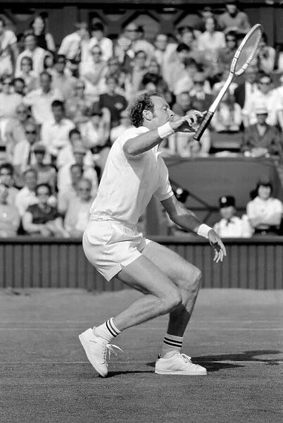 Wimbledon Tennis Championships 1970 1st Day. June 1970 70-5902-042