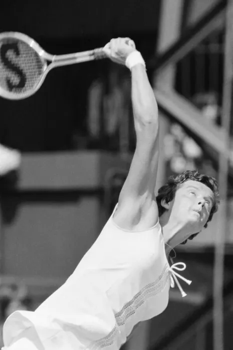 Framed Print : Wimbledon Tennis Championships, Ladies Quarterfinals Day, Monday 30th June 1975
