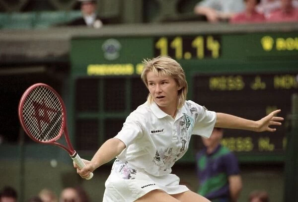 Wimbledon Tennis Championships. Jana Novotna in action. June 1991 91-4117-007