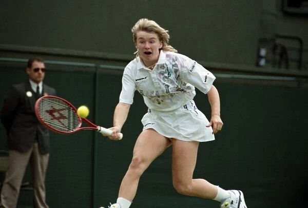 Wimbledon Tennis Championships. Jana Novotna in action. June 1991 91-4117-016
