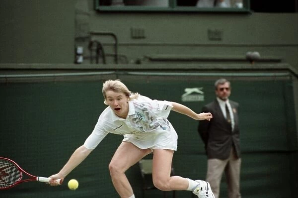 Wimbledon Tennis Championships. Jana Novotna in action. June 1991 91-4117-018