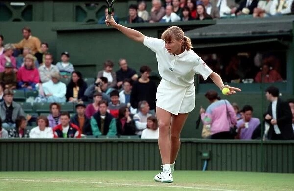 Wimbledon Tennis Championships. Steffi Graf in action. June 1991 91-4117-234
