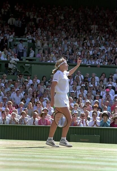 Wimbledon Tennis Championships. Steffi Graf v. Gabriella Sabatini. July 1991 91-4293-024