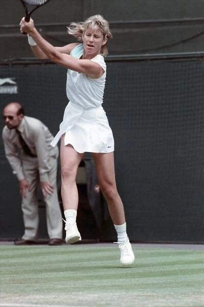 Wimbledon Tennis. Chris Evert. July 1988 88-3421-026