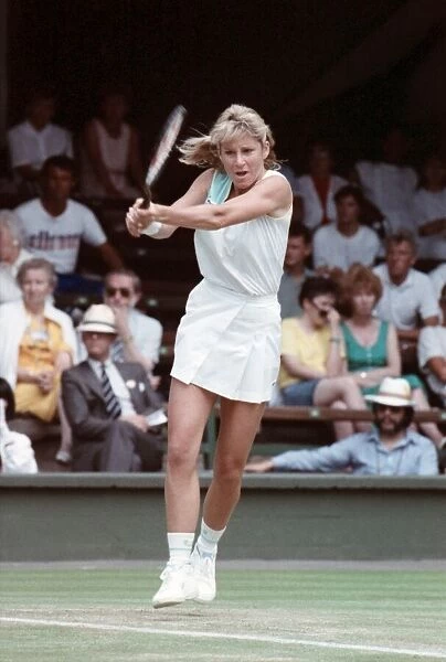 Wimbledon Tennis. Chris Evert. July 1988 88-3421-024