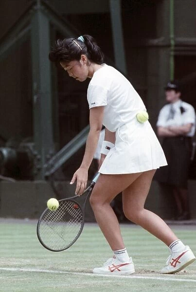 Wimbledon Tennis. Chris Evert. July 1988 88-3421-011