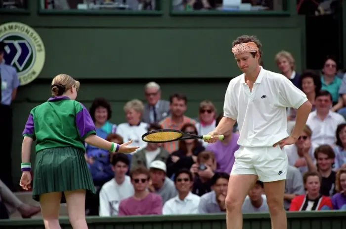 Framed Print : Wimbledon Tennis. A distraught John McEnroe losing to Stefan Edberg Framed Print : Wimbledon Tennis. A distraught John McEnroe losing to Stefan Edberg
