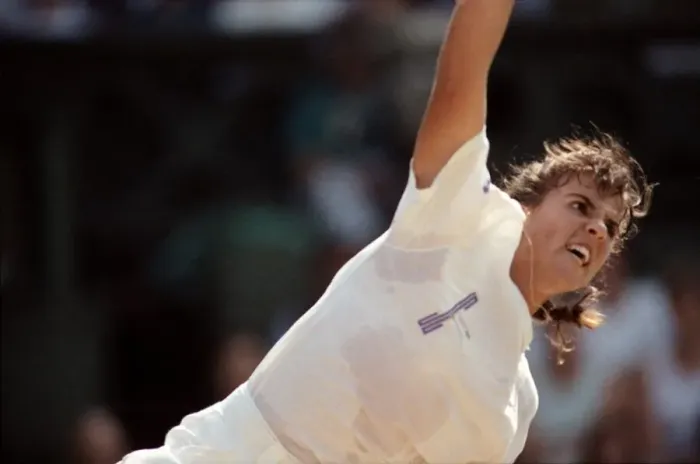 Framed Print : Wimbledon Tennis. Gabriella Sabatini v. Jennifer Capriati. July 1991 91-4261-008