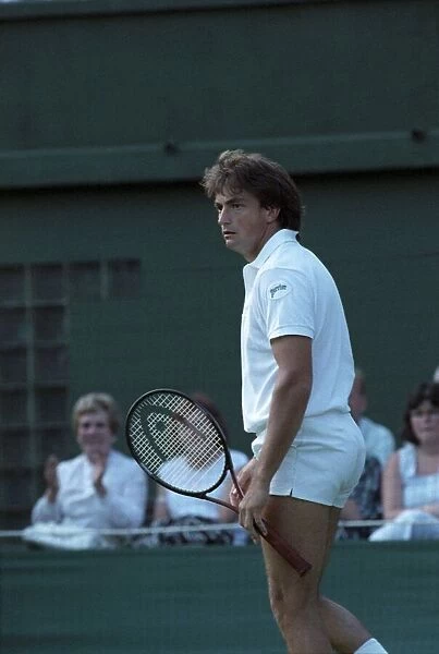 Wimbledon Tennis. Henri Leconte v. Michael Chang. June 1988 88-3353-028