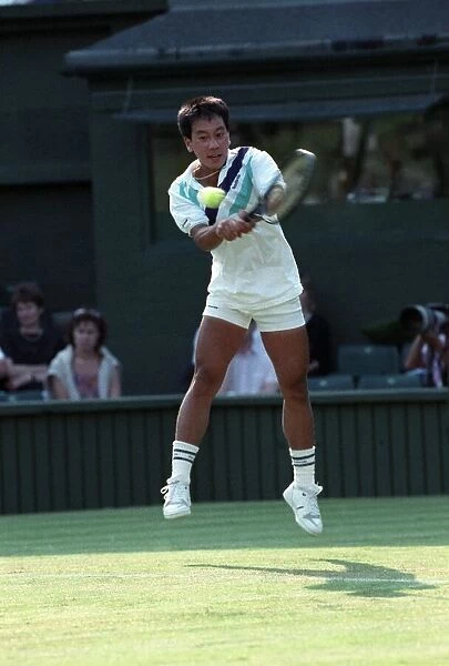 Wimbledon Tennis. Henri Leconte v. Michael Chang. June 1988 88-3353-013