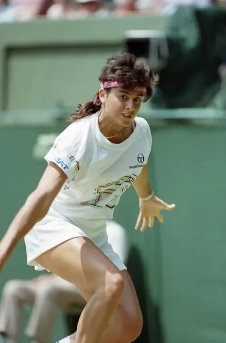Framed Print : Wimbledon Tennis. Jennifer Capriati In Action. July 1991 91-4217-059 Framed Print : Wimbledon Tennis. Jennifer Capriati In Action. July 1991 91-4217-059