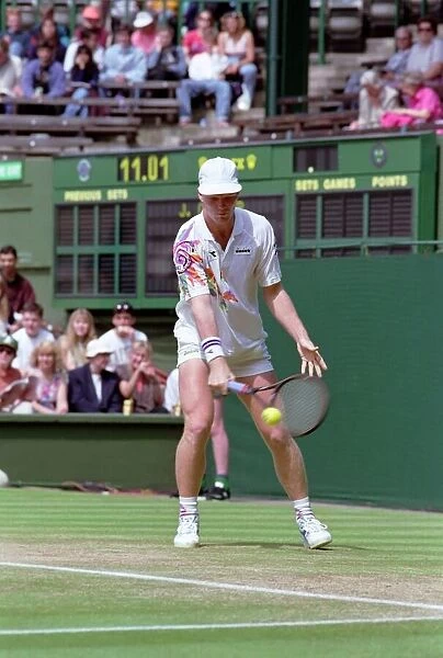 Wimbledon Tennis. Jim Courier. July 1991 91-4196-296