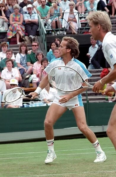 Wimbledon Tennis. John Lloyd. June 1988 88-3422-038