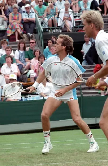 Framed Print : Wimbledon Tennis. John Lloyd. June 1988 88-3422-038