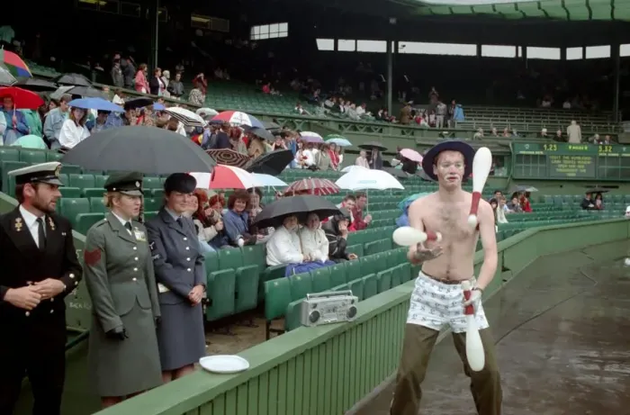Framed Print : Wimbledon Tennis. The Juggler. June 1988 88-3461-010 Framed Print : Wimbledon Tennis. The Juggler. June 1988 88-3461-010