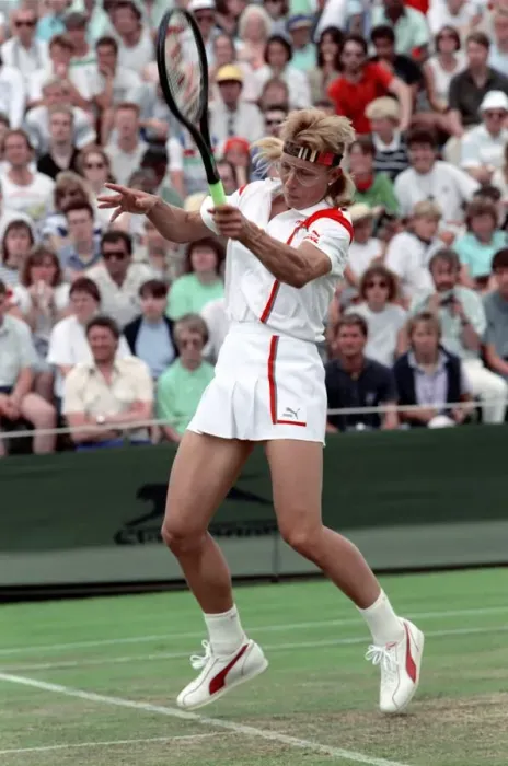 Framed Print : Wimbledon Tennis. Martina Navratilova. June 1988 88-3422-027 Framed Print : Wimbledon Tennis. Martina Navratilova. June 1988 88-3422-027