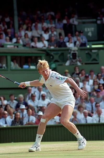 Wimbledon Tennis. Mens Semi. Boris Becker v. David Wheaton. July 1991 91-4275-179