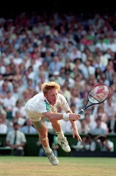 Wimbledon Tennis. Mens Semi. Boris Becker v. David Wheaton. July 1991 91-4275-203