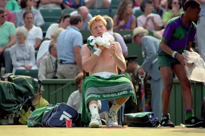 Framed Print : Wimbledon Tennis. Mens Semi Final. Boris Becker v. David Wheaton Framed Print : Wimbledon Tennis. Mens Semi Final. Boris Becker v. David Wheaton