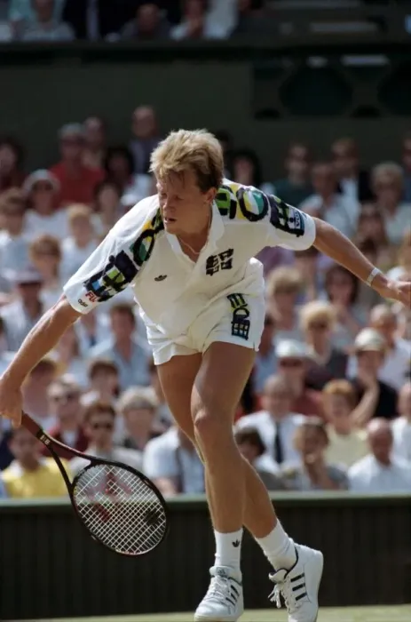 Framed Print : Wimbledon Tennis. Michael Stich v. Stefan Edberg. July 1991 91-4275-022 Framed Print : Wimbledon Tennis. Michael Stich v. Stefan Edberg. July 1991 91-4275-022