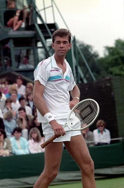 Wimbledon Tennis. Michiel Schapers. June 1988 88-3397-037