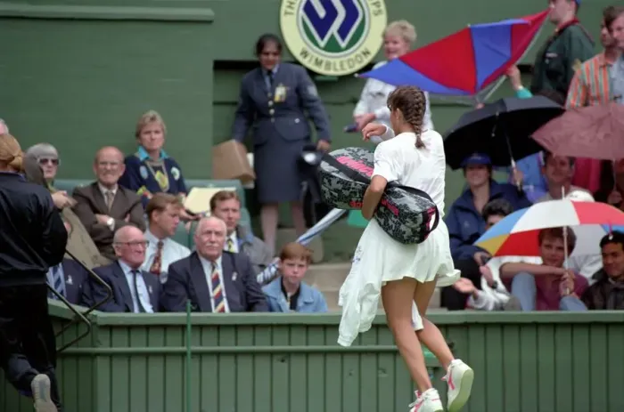 Framed Print : Wimbledon Tennis. Navratilova. July 1991 91-4197-236