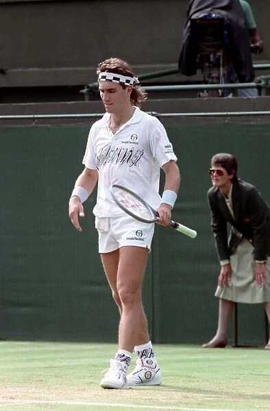 Wimbledon Tennis. Pat Cash. June 1988 88-3488-072
