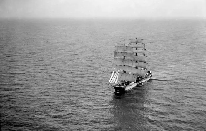 Framed Print : The windjammer Penang seen here sailing in the English Channel Circa 1935 Framed Print : The windjammer Penang seen here sailing in the English Channel Circa 1935