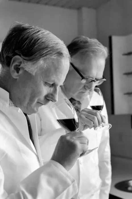 Framed Print : Wine Tasters sampling the latest consignment of red wine from the Beaujolais region of