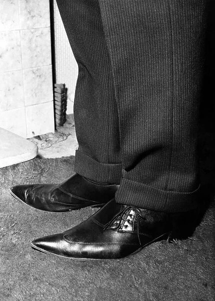 Winklepickers shoes, 1960. P025217