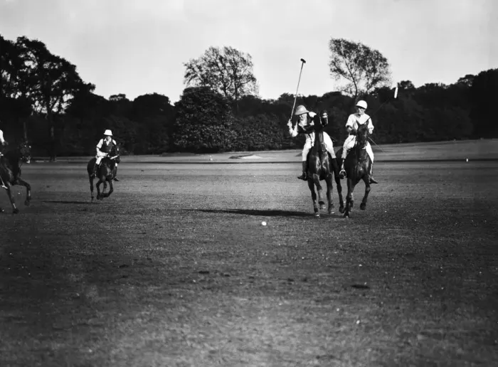 Framed Print : Winston Churchill in action during the Roehampton v Wanderers polo match