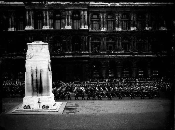 Framed Print : Winston Churchill courtege passes Cenotaph London 1965 during the funeral of Framed Print : Winston Churchill courtege passes Cenotaph London 1965 during the funeral of