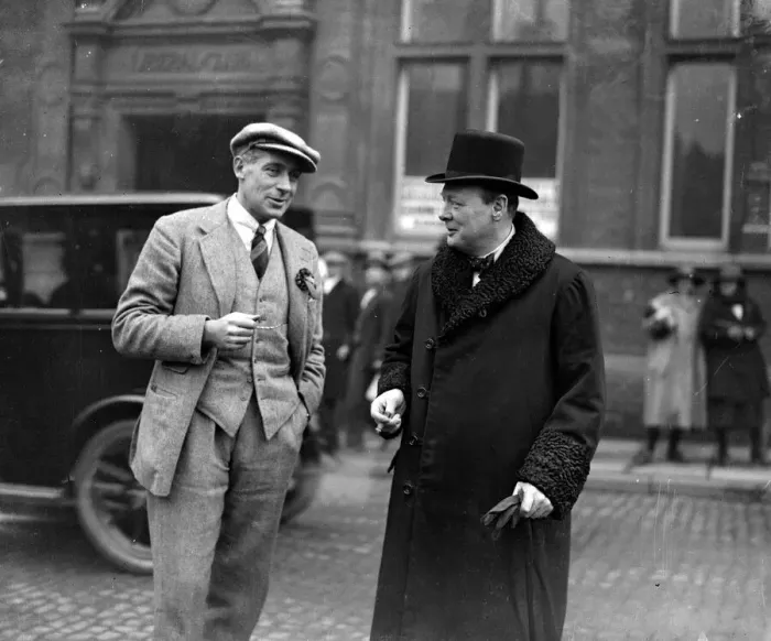 Framed Print : Winston Churchill MP at Leicester where he was adopted as Liberal candidate for the West Framed Print : Winston Churchill MP at Leicester where he was adopted as Liberal candidate for the West
