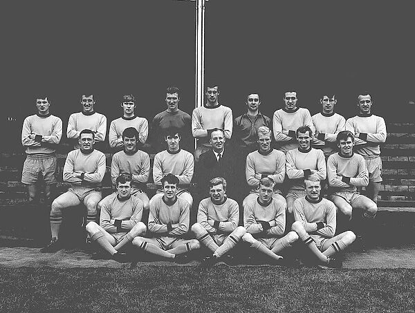 Wolverhampton Wanderers 1965 Team Line up