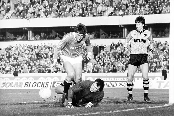 Wolverhampton Wanderers v. Manchester United. Feburary 1984 MF14-12-026 The final score