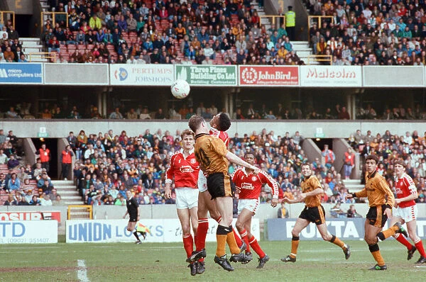 Wolverhampton Wanderers v Middlesbrough, final score 2-1 to Middlesbrough