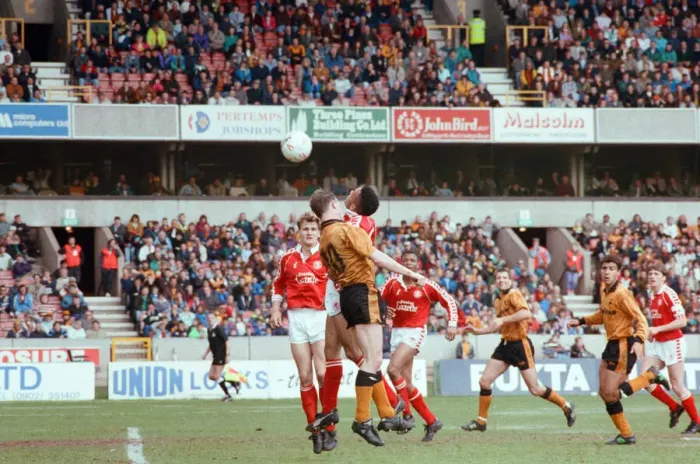 Framed Print : Wolverhampton Wanderers v Middlesbrough, final score 2-1 to Middlesbrough