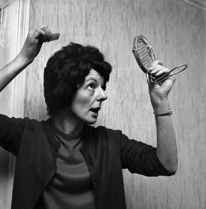 Framed Print : Woman with a bald head, with her wig. November 1969 Z11155-001 Framed Print : Woman with a bald head, with her wig. November 1969 Z11155-001