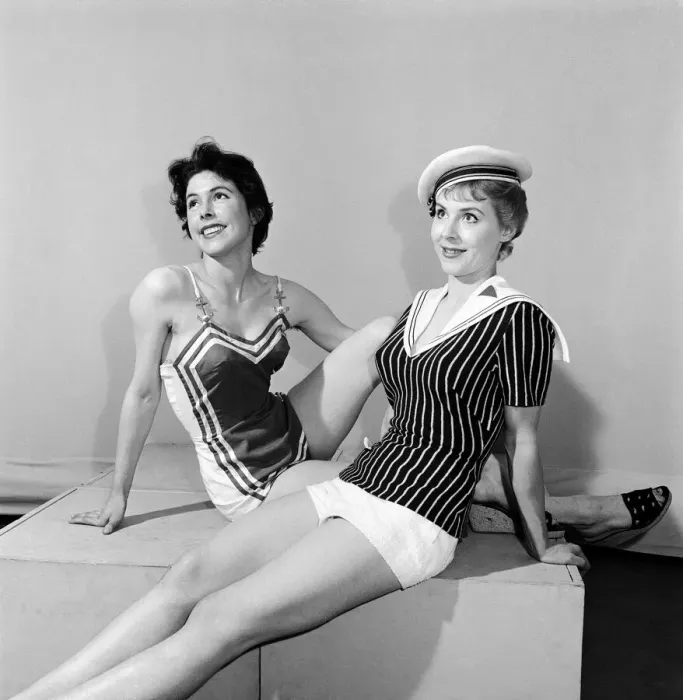 Framed Print : Woman modelling beachwear c. 1960 Framed Print : Woman modelling beachwear c. 1960