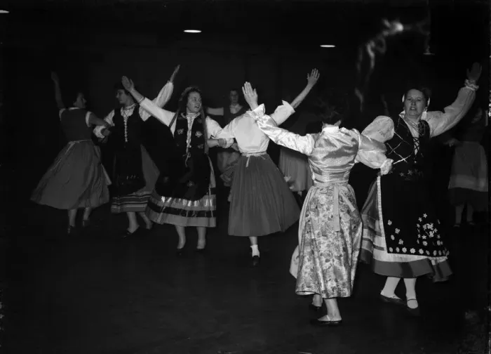 Framed Print : Women of Coventrys Health and Beauty group performing traditional Russian folk dance