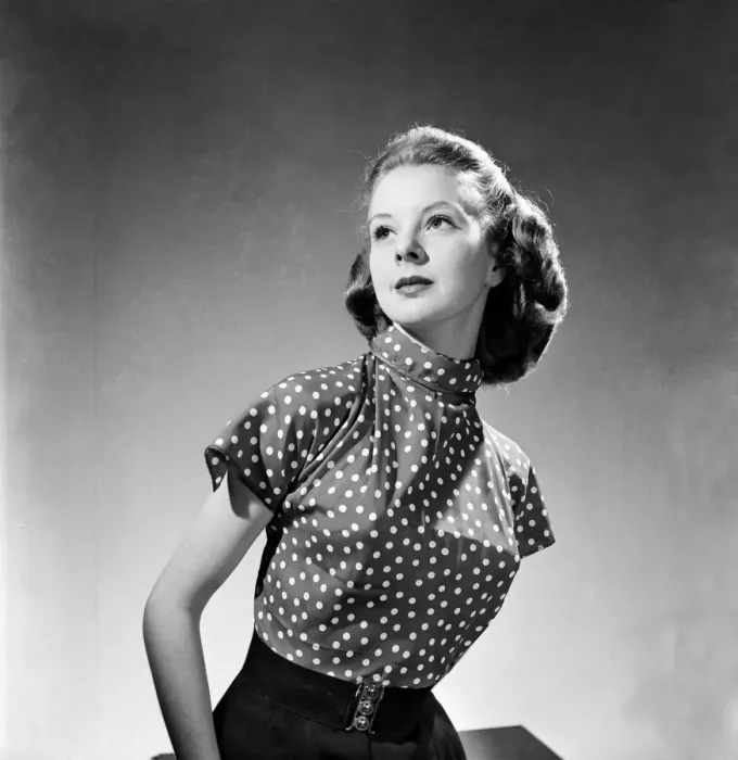 Framed Print : Women modelling an adaptable scarf. June 1952 C3240-001 Framed Print : Women modelling an adaptable scarf. June 1952 C3240-001