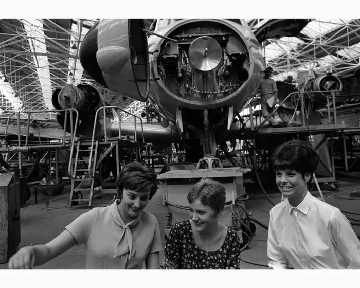 Framed Print : Three women pictured on the shop floor at the Hawker Siddley Factory floor in Manchester